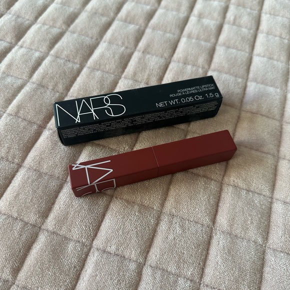 NARS Powermatte lipstick - Picture 9 of 9